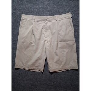 Nike Golf Shorts Mens 42 Beige Pleated‎ Casual Activewear Walking Shorts